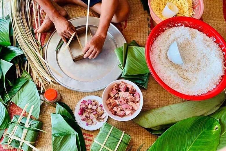 Ảnh gói và nấu bánh chưng, bánh tét 2